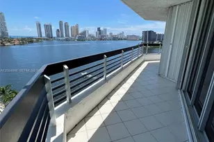 3530 Mystic Pointe Dr, Aventura, FL 33180 - Photo 30
