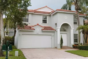 15842 SW 14th St, Pembroke Pines, FL 33027 - Photo 2