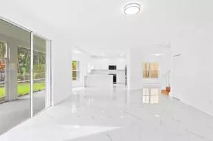 15842 SW 14th St, Pembroke Pines, FL 33027 - Photo 8