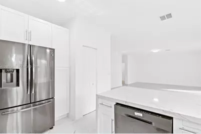 15842 SW 14th St, Pembroke Pines, FL 33027 - Photo 14