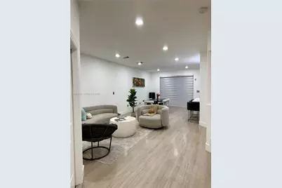 7796 NW 114th Pl, Doral, FL 33178 - Photo 8