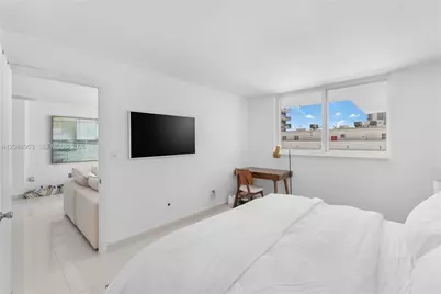 345 Ocean Dr #607, Miami Beach, FL 33139 - Photo 16