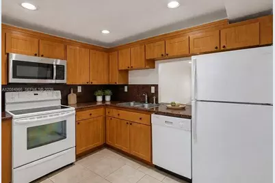 1601 NE 191 St #B112, Miami, FL 33179 - Photo 10