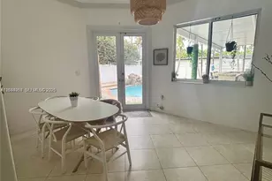 1116 N 13th Ct, Hollywood, FL 33019 - Photo 26