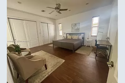 1116 N 13th Ct, Hollywood, FL 33019 - Photo 4
