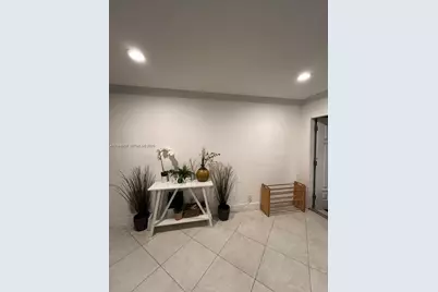 1116 N 13th Ct, Hollywood, FL 33019 - Photo 20