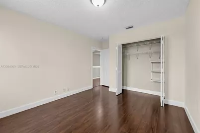 335 Cambridge Dr, Weston, FL 33326 - Photo 22