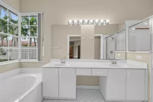 335 Cambridge Dr, Weston, FL 33326 - Photo 30