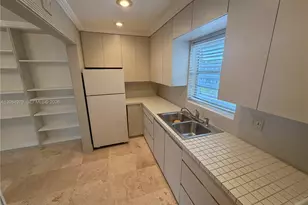 7550 SW 82nd St, Miami, FL 33143 - Photo 2