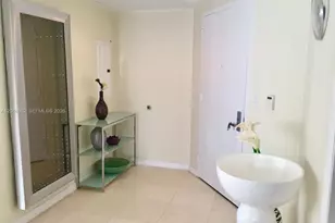 495 Brickell Ave, Miami, FL 33131 - Photo 30