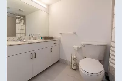 1200 Brickell Bay Dr #3210, Miami, FL 33131 - Photo 18
