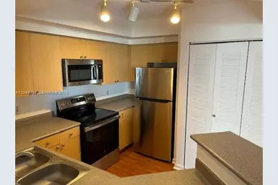 1919 Van Buren St #502A, Hollywood, FL 33020 - Photo 4