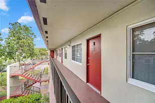 150 SW 134th Way, Pembroke Pines, FL 33027 - Photo 16