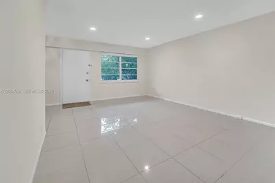 150 SW 134th Way #304R, Pembroke Pines, FL 33027 - Photo 6