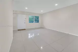 150 SW 134th Way, Pembroke Pines, FL 33027 - Photo 6