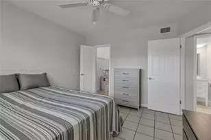 20 Yacht Club Dr, North Palm Beach, FL 33408 - Photo 28