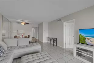 20 Yacht Club Dr, North Palm Beach, FL 33408 - Photo 14