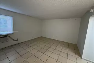 7010 NW 186th St, Hialeah, FL 33015 - Photo 4
