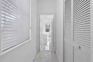 1382 Harbor View W, Hollywood, FL 33019 - Photo 40