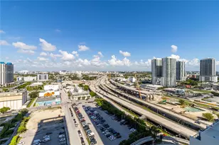 1040 Biscayne Blvd, Miami, FL 33132 - Photo 18