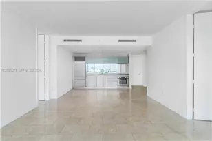 1040 Biscayne Blvd, Miami, FL 33132 - Photo 12