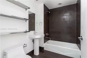 1040 Biscayne Blvd, Miami, FL 33132 - Photo 26