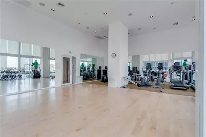 1040 Biscayne Blvd #1806, Miami, FL 33132 - Photo 38