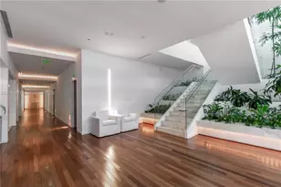 1040 Biscayne Blvd, Miami, FL 33132 - Photo 4