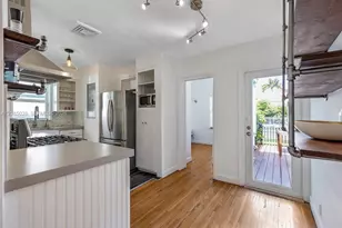 1621 NE 3rd Ct, Fort Lauderdale, FL 33301 - Photo 16