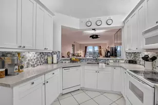 7727 Southampton Terrace, Tamarac, FL 33321 - Photo 8