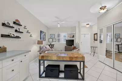 7727 Southampton Ter #310, Tamarac, FL 33321 - Photo 10