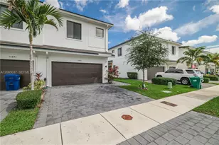10841 SW 233rd St, Homestead, FL 33032 - Photo 2