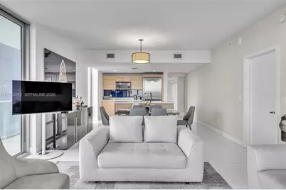 16385 Biscayne Blvd #2707, North Miami Beach, FL 33160 - Photo 10