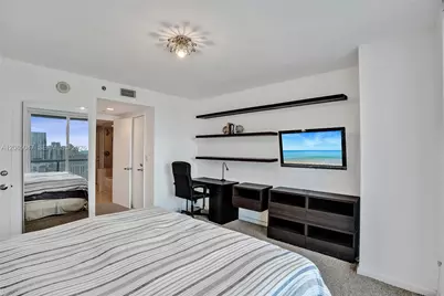 50 Biscayne Blvd #2801, Miami, FL 33132 - Photo 12