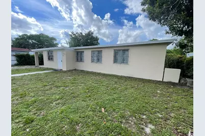 1685 NW 131 St, Miami, FL 33167 - Photo 8