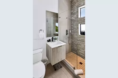 2817 NE 35th St, Fort Lauderdale, FL 33306 - Photo 54