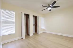 909 Twin Lakes Dr, Coral Springs, FL 33071 - Photo 10