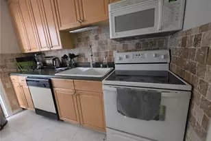 1431 S 14th Ave, Hollywood, FL 33020 - Photo 14
