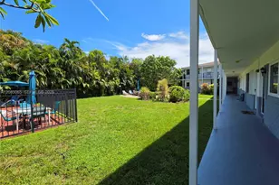 1431 S 14th Ave, Hollywood, FL 33020 - Photo 38