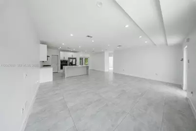1935 SW 24th Ter, Miami, FL 33145 - Photo 2
