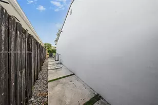1935 SW 24th Ter, Miami, FL 33145 - Photo 20