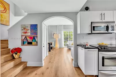 536 14th St #307, Miami Beach, FL 33139 - Photo 24