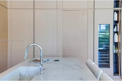 4940 Cherokee Ave, Miami Beach, FL 33140 - Photo 20