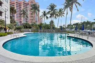 90 Edgewater Dr, Coral Gables, FL 33133 - Photo 16