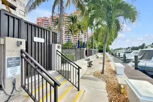 90 Edgewater Dr, Coral Gables, FL 33133 - Photo 18