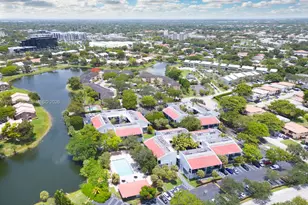 2930 Forest Hills Blvd, Coral Springs, FL 33065 - Photo 2