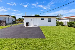 1326 8th St, West Palm Beach, FL 33401 - Photo 2