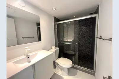 5555 Collins Ave #9Y, Miami Beach, FL 33140 - Photo 6