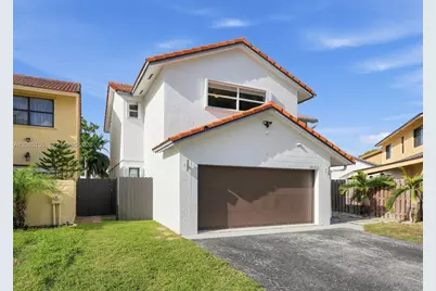 15131 SW 94th Ter, Miami, FL 33196 - Photo 2