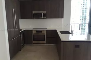 68 SE 6th St, Miami, FL 33131 - Photo 2